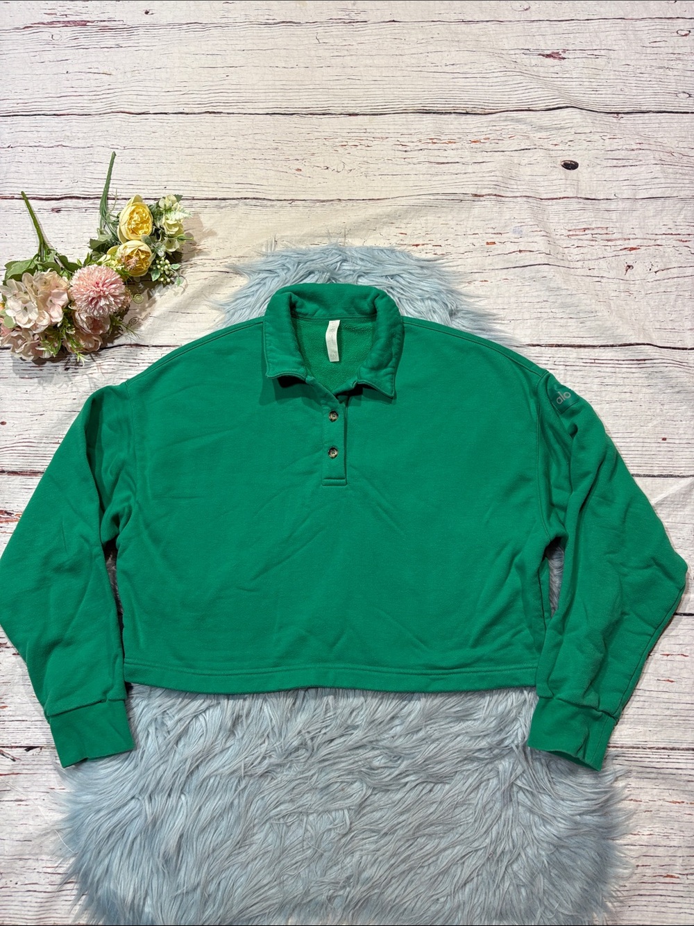Alo Cropped Polo Henley Fleece Pullover Sweater Size Medium Emerald Green - Picture 5 of 8
